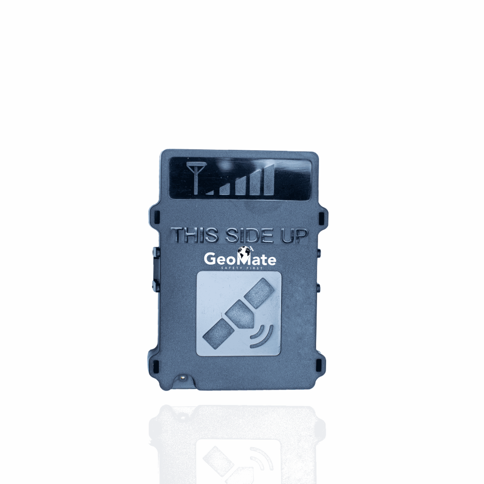 GeoMate IoT Light+ GPS tracker for heavy equipment like dozers, trucks, and tippers – real-time tracking